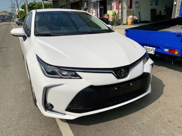 TOYOTA豐田 ALTIS  第1張相片