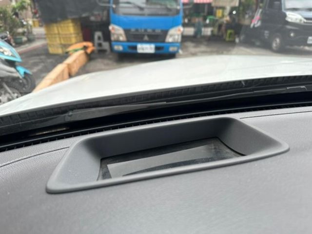 M-BENZ賓士 C300  第9張相片