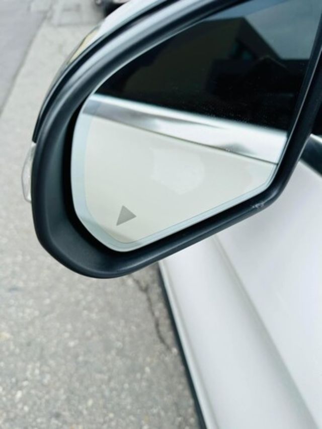 M-BENZ賓士 C300  第18張相片