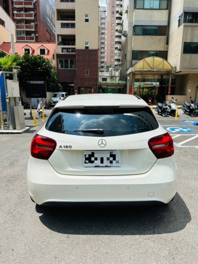 M-BENZ賓士 A180  第4張相片