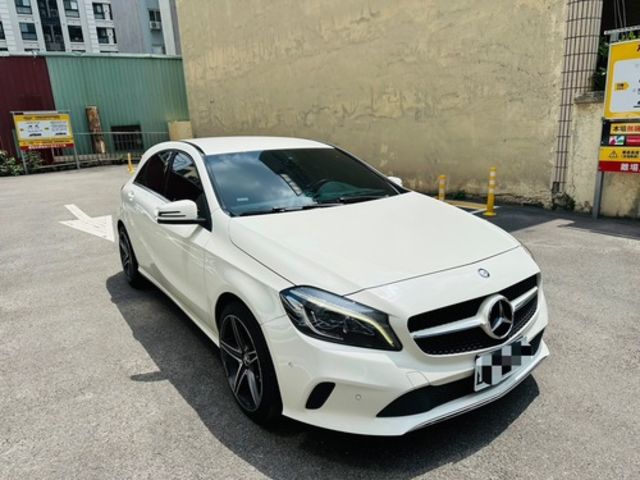 M-BENZ賓士 A180  第7張相片