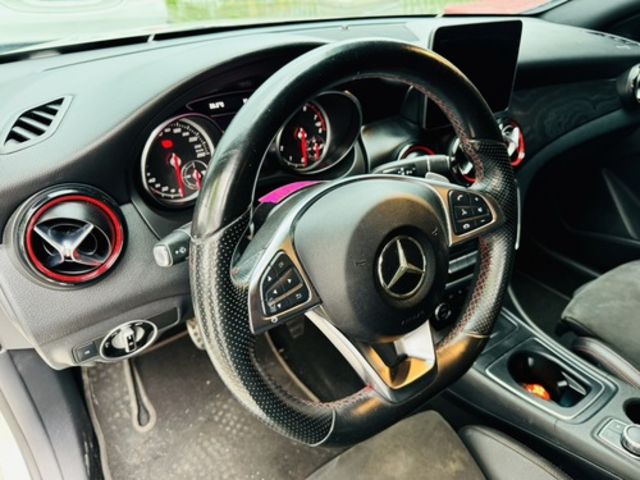 M-BENZ賓士 CLA250  第5張相片