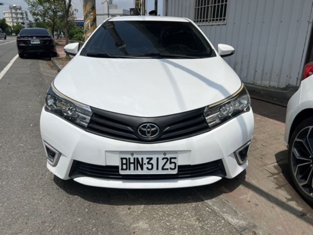 TOYOTA豐田 ALTIS  第3張相片