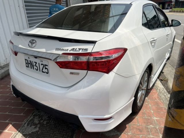 TOYOTA豐田 ALTIS  第4張相片