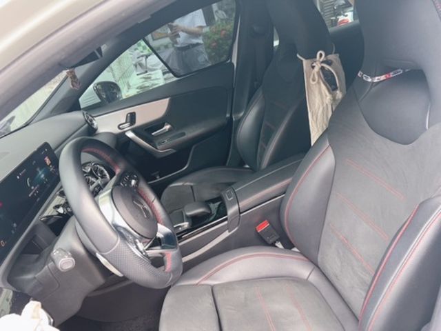 M-BENZ賓士 A180  第6張相片