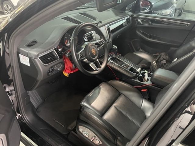 PORSCHE保時捷 MACAN  第7張相片