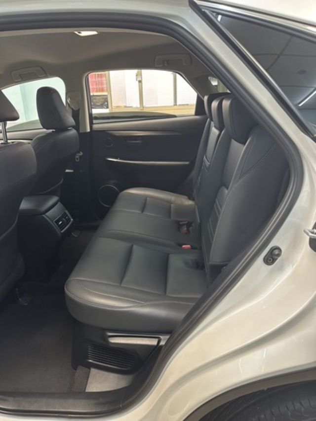 LEXUS凌志 NX200  第7張相片
