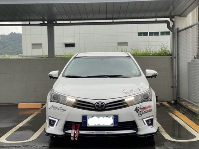 TOYOTA豐田 ALTIS  第2張相片