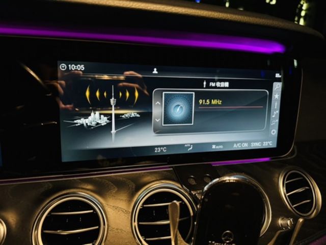 M-BENZ賓士 E300  第13張相片