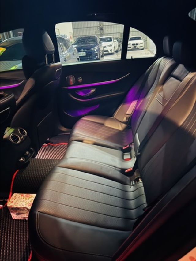 M-BENZ賓士 E300  第18張相片