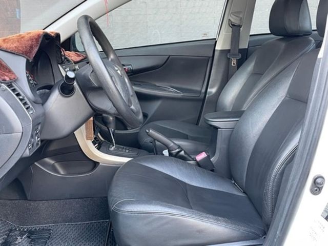 TOYOTA豐田 ALTIS  第4張相片