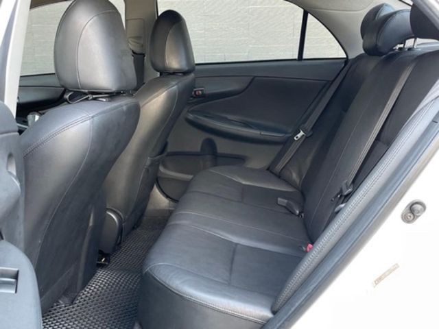 TOYOTA豐田 ALTIS  第5張相片