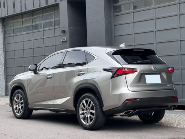 LEXUS凌志 NX200T  第18張相片