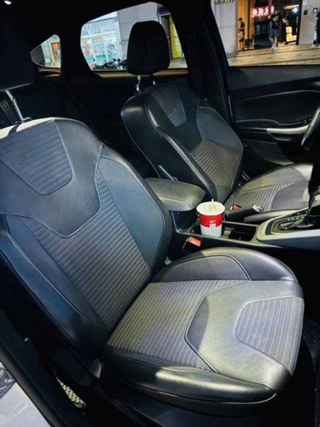 FORD福特 FOCUS  第3張相片