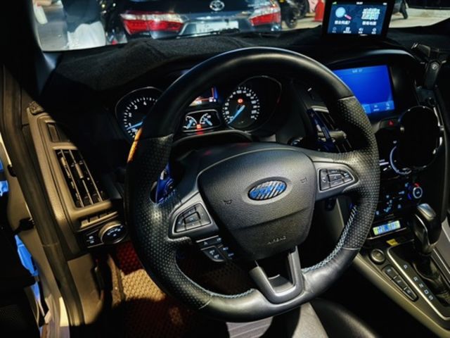 FORD福特 FOCUS  第4張相片