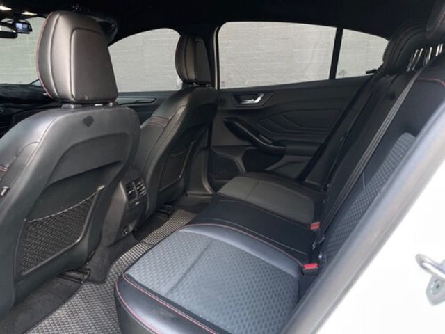 FORD福特 FOCUS  第9張相片