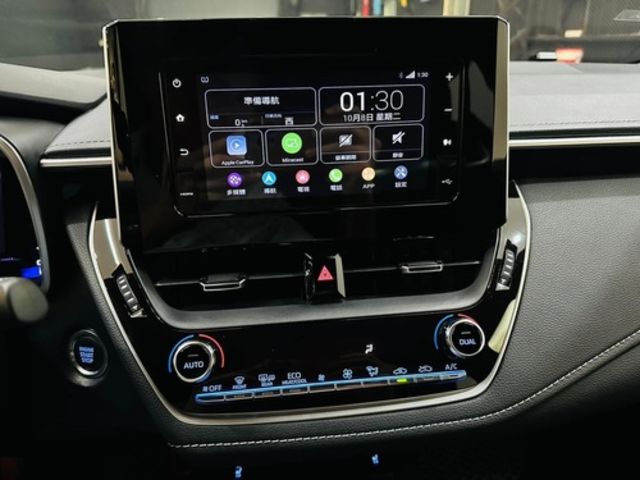 TOYOTA豐田 AURIS  第12張相片