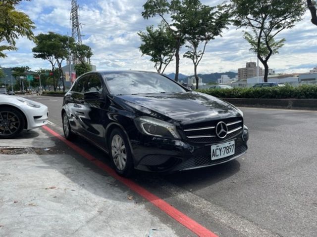 M-BENZ賓士 A180  第1張相片