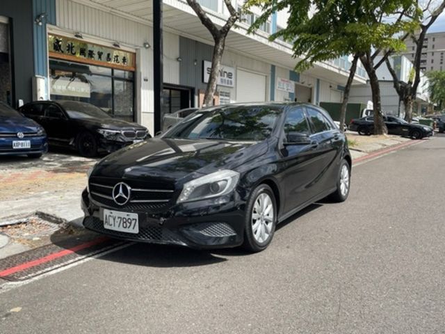 M-BENZ賓士 A180  第2張相片
