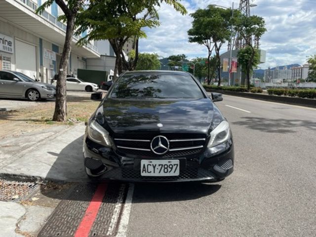 M-BENZ賓士 A180  第3張相片