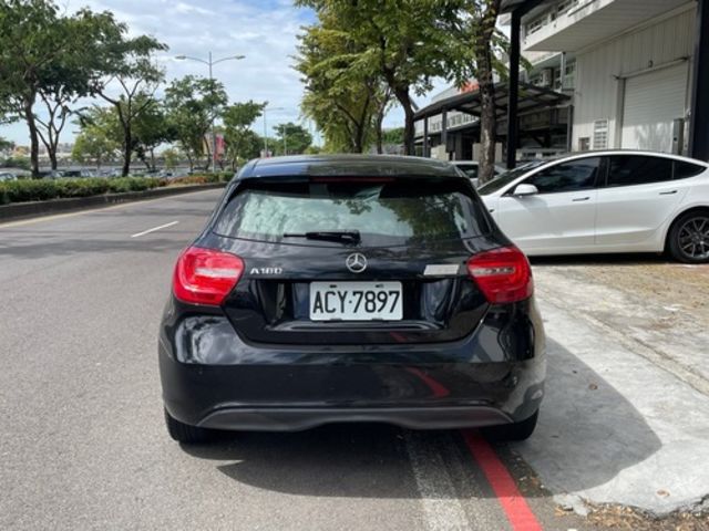 M-BENZ賓士 A180  第5張相片