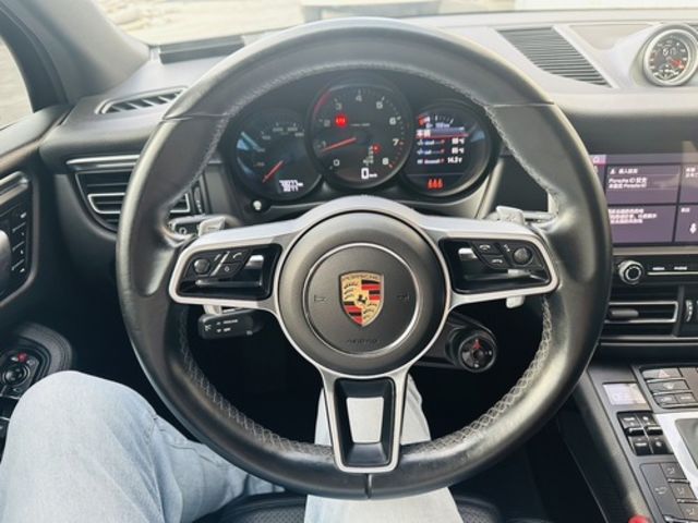PORSCHE保時捷 MACAN  第13張相片
