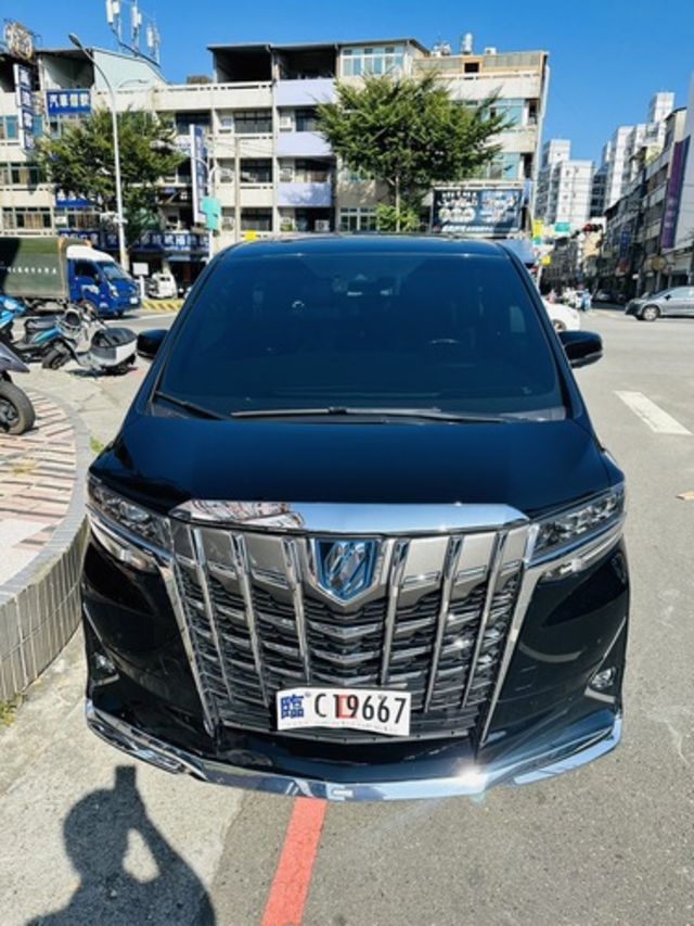 TOYOTA豐田 ALPHARD  第2張相片