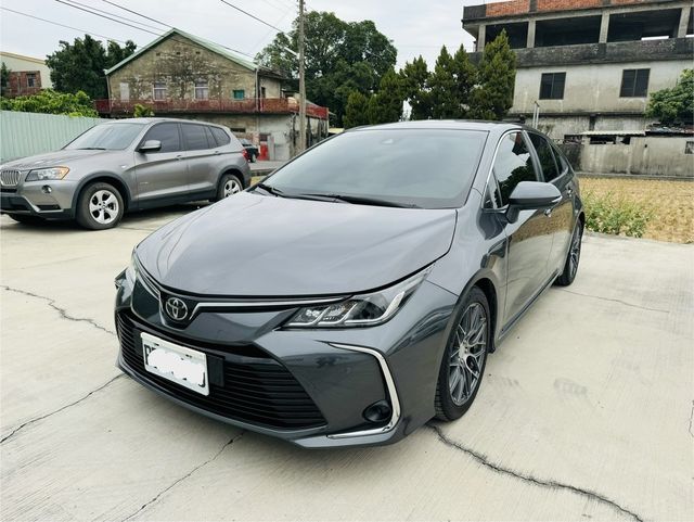 TOYOTA豐田 ALTIS  第1張相片