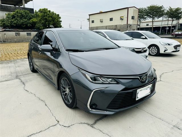 TOYOTA豐田 ALTIS  第2張相片