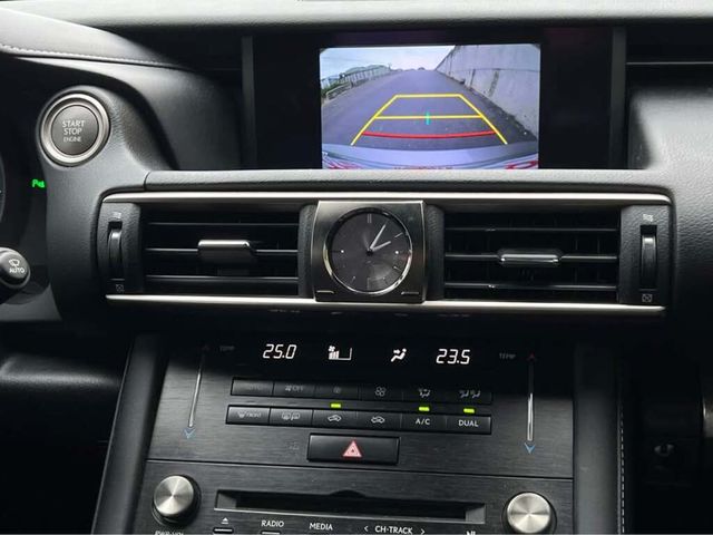 LEXUS凌志 IS200  第3張相片