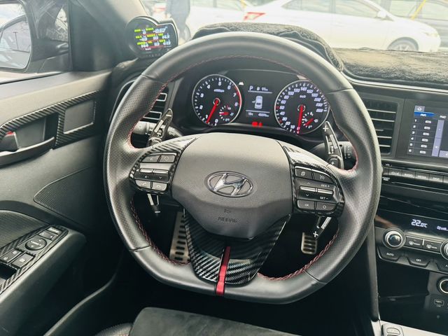 HYUNDAI現代 ELANTRA  第8張相片