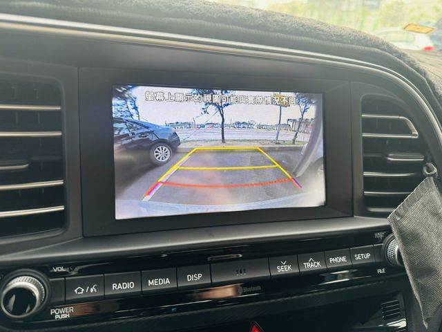 HYUNDAI現代 ELANTRA  第11張相片