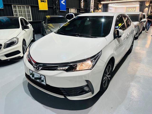 TOYOTA豐田 ALTIS  第1張相片