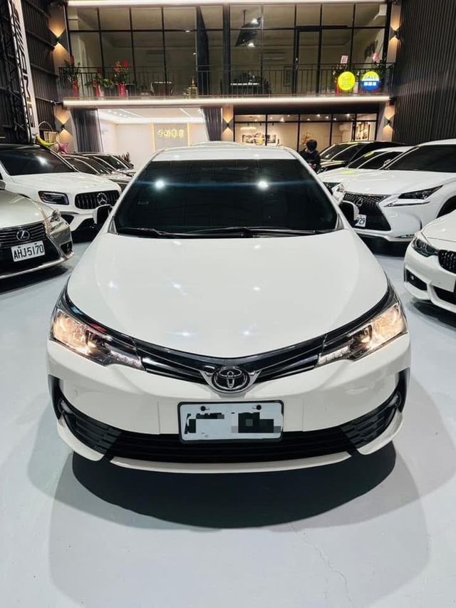 TOYOTA豐田 ALTIS  第3張相片