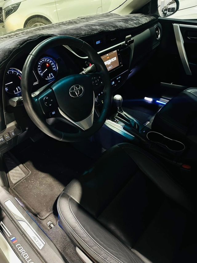 TOYOTA豐田 ALTIS  第4張相片