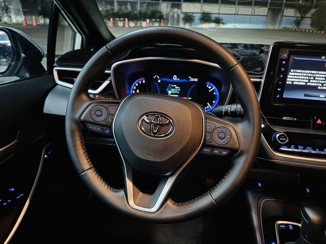 TOYOTA豐田 COROLLA SPORT  第4張相片