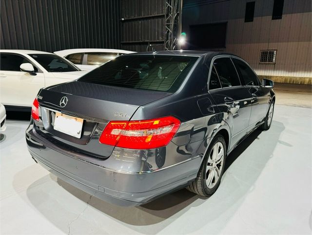 M-BENZ賓士 E200  第4張相片