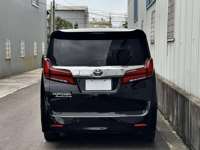 TOYOTA豐田 ALPHARD  第3張相片