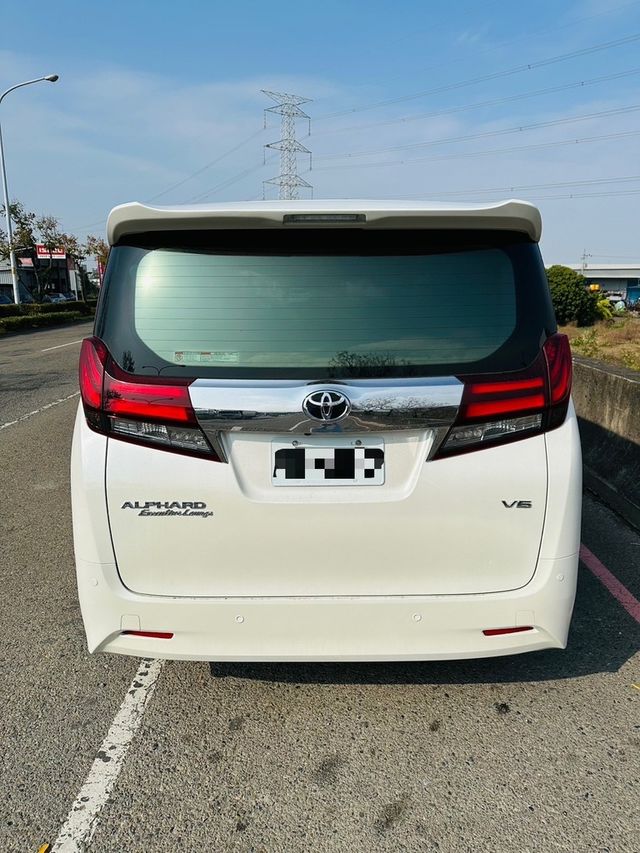 TOYOTA豐田 ALPHARD  第3張相片