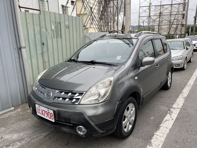 NISSAN日產 LIVINA  第2張相片