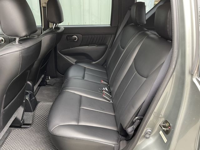 NISSAN日產 LIVINA  第6張相片