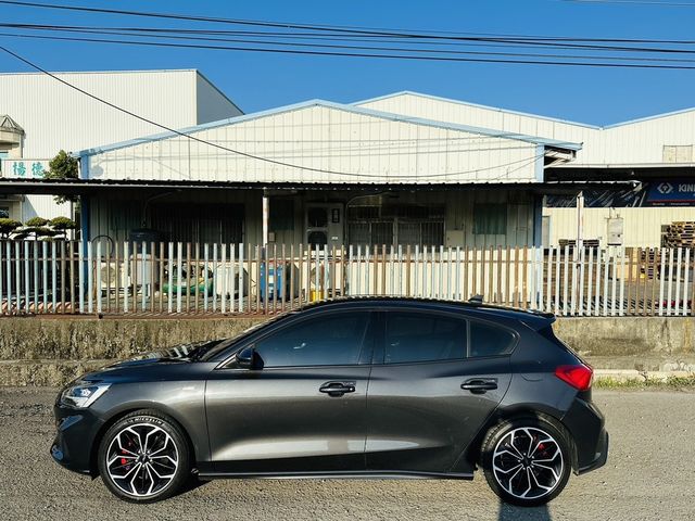 FORD福特 FOCUS  第7張相片