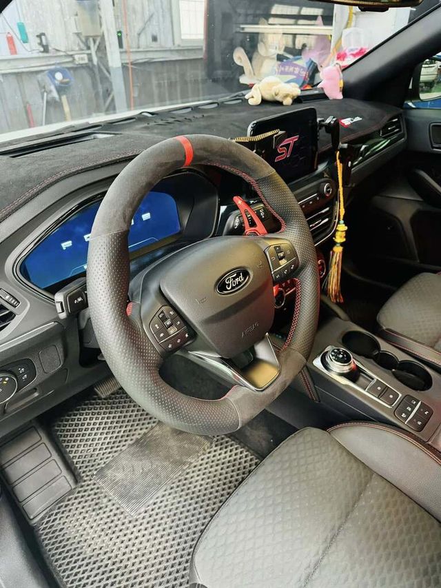 FORD福特 FOCUS  第17張相片