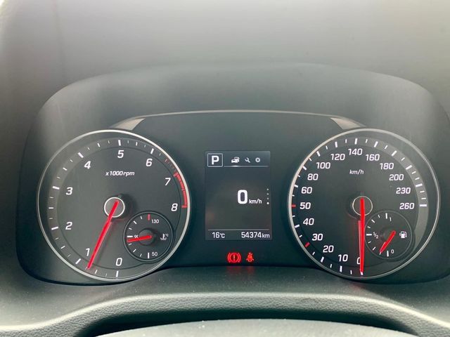 HYUNDAI現代 ELANTRA  第13張相片