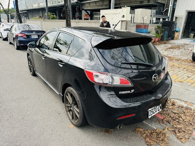 MAZDA馬自達 MAZDA 3  第3張相片