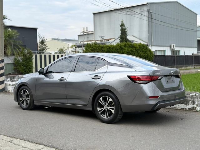 NISSAN日產 SENTRA  第3張相片