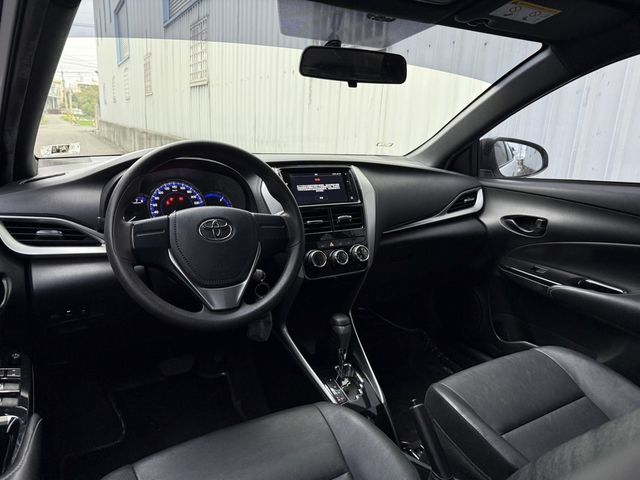 TOYOTA豐田 YARIS  第7張相片