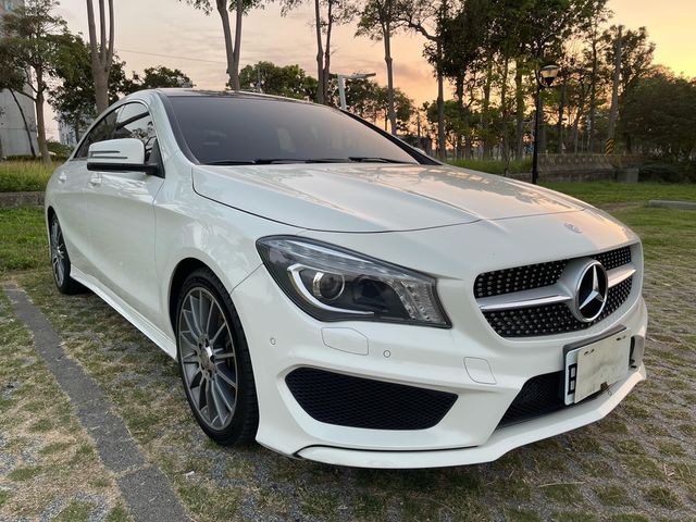 M-BENZ賓士 CLA250  第2張相片