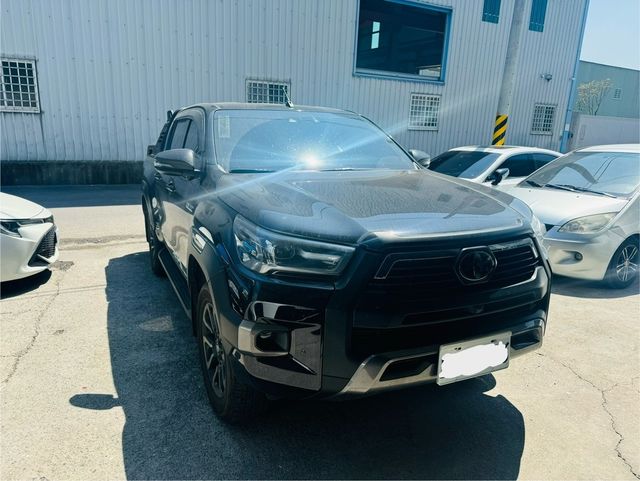 TOYOTA豐田 HILUX  第1張相片