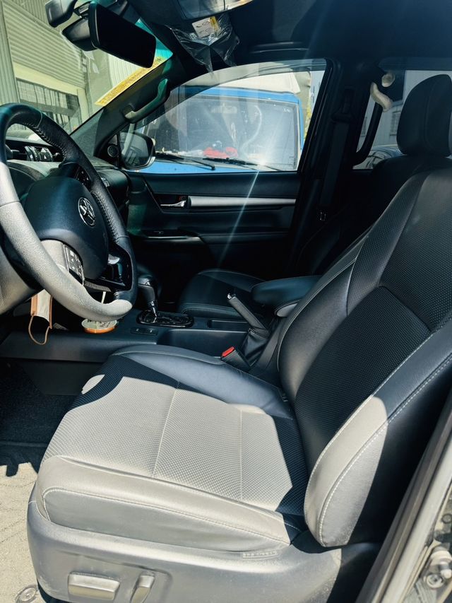 TOYOTA豐田 HILUX  第5張相片